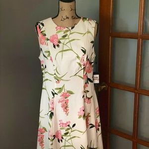 LAST CHANCE!!  Tommy Hilfiger Floral Fit and Flare Dress